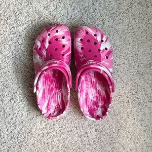 Marble Pink & White Crocs